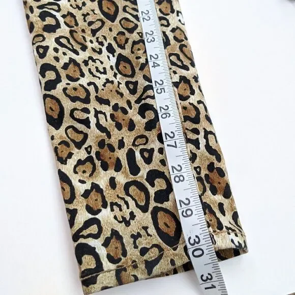⭐ Junior's Cheetah Print Jeans - Picture 9 of 9